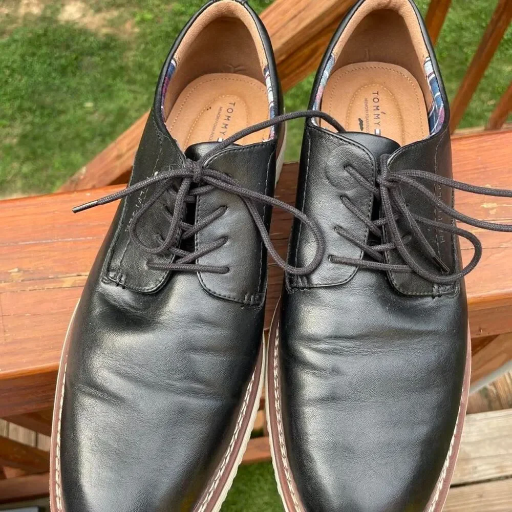 Tommy Hilfiger Men's 13 Black and Brown Oxfords Dress shoes